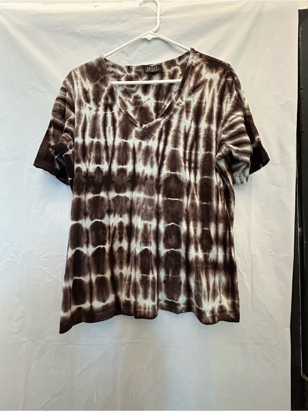 Tryst Brown and Blue Grey Tie-Dye V-Neck Short Sleeve Top Sz 1X Pre-Owned